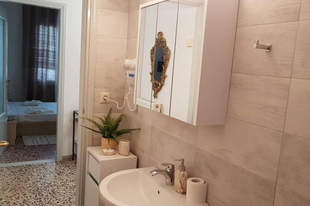 Ellis Home With Private Entrance And Nice Veranda ハニア エクステリア 写真
