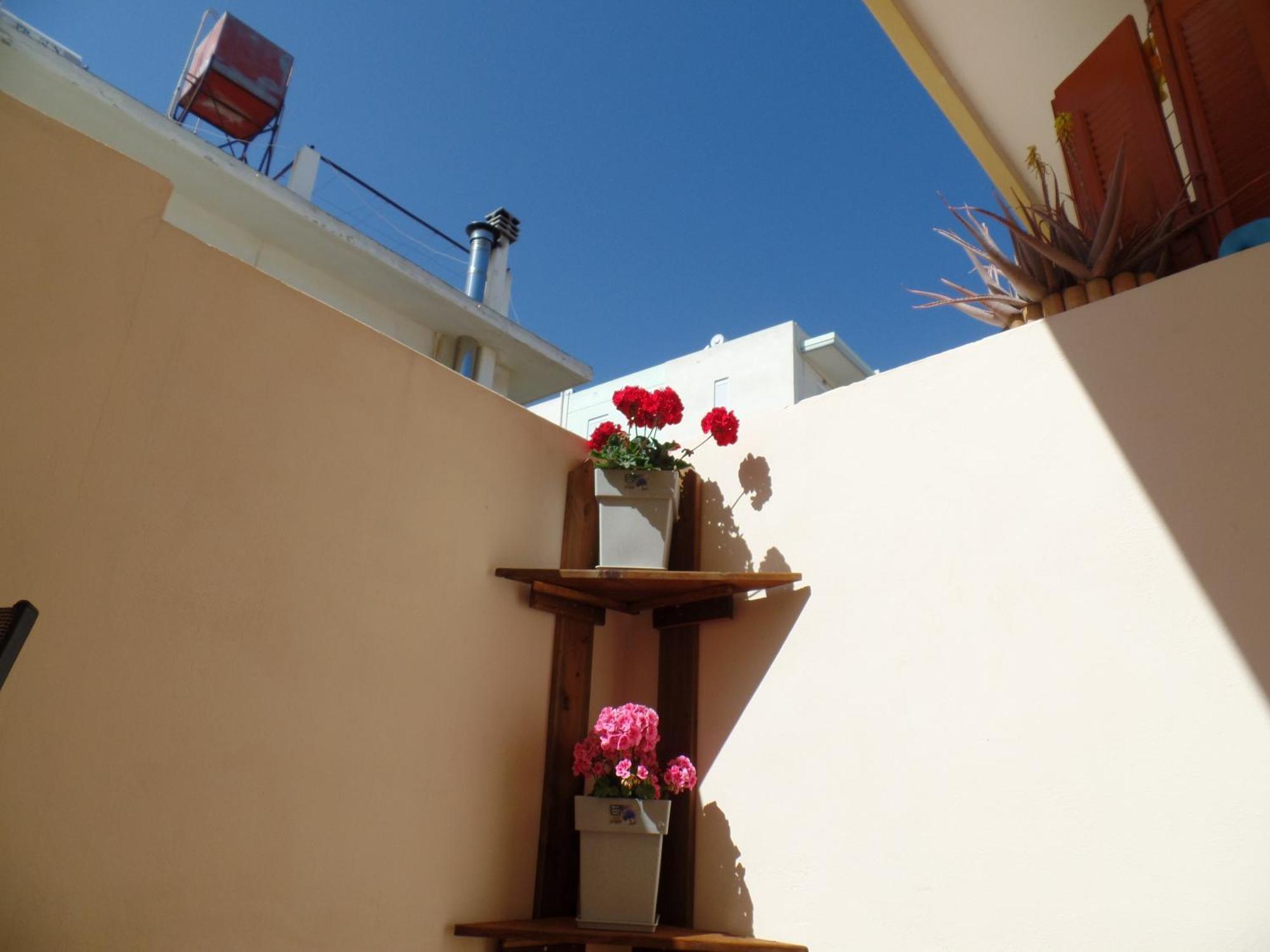 Ellis Home With Private Entrance And Nice Veranda ハニア エクステリア 写真
